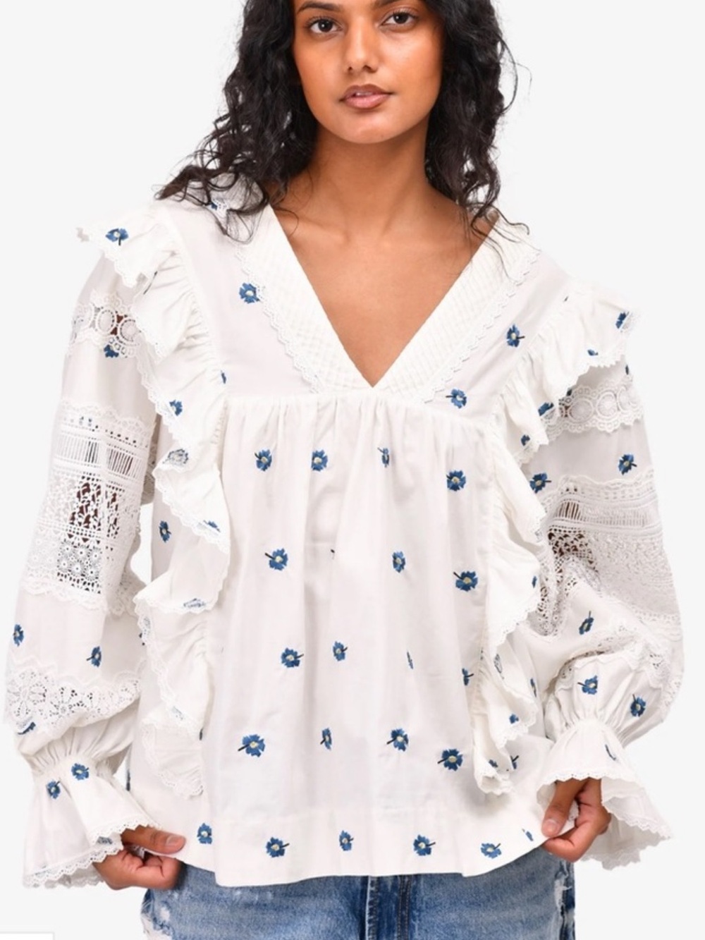 Lug Von Siga Carla White V-Neck Ruffle blouse